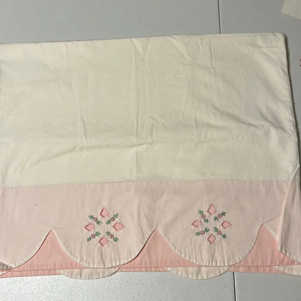 Pillow cases, (2 pair)pink/white. Custom . Standard